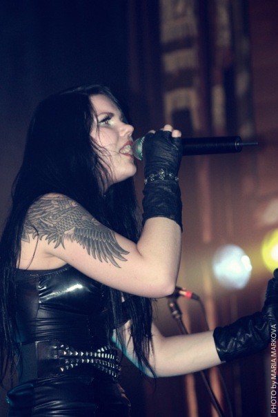 вокалистка группы Hysterica