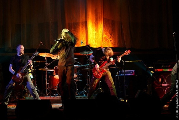 группа Living Twice